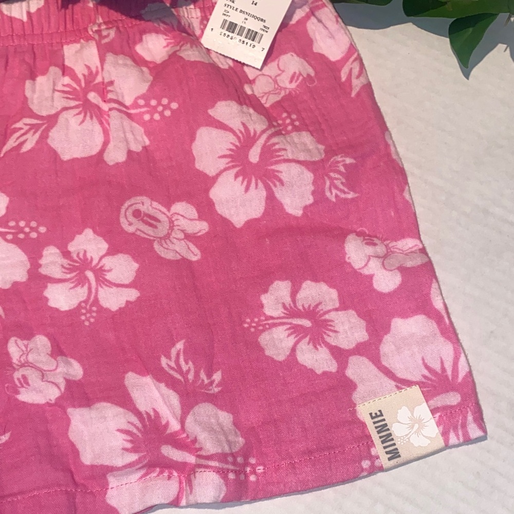 Pink Floral Women Shorts - Picture 2 of 3